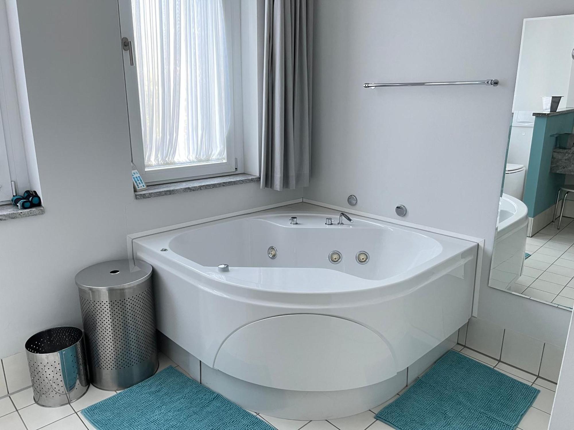 Whirlpool & Relax Suite Am Waldschloesschen Drezno Zewnętrze zdjęcie